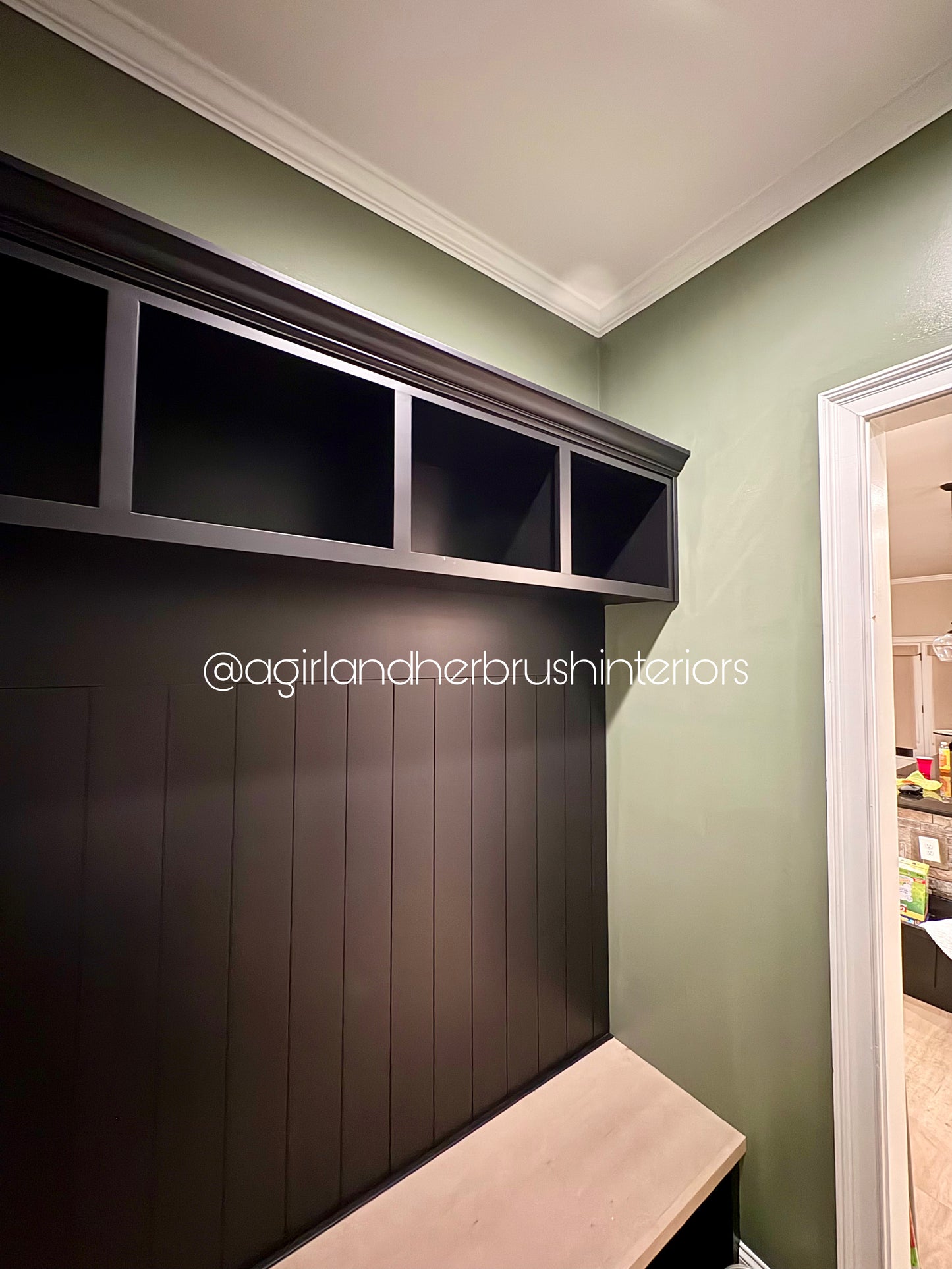 🎨 Color Consultation – Let’s Find Your Perfect Hue! 🎨
